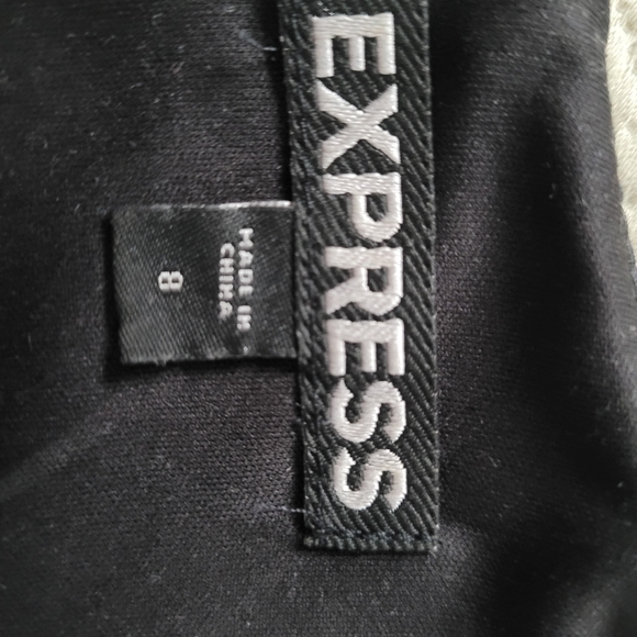 Black dress - Picture 3 of 5